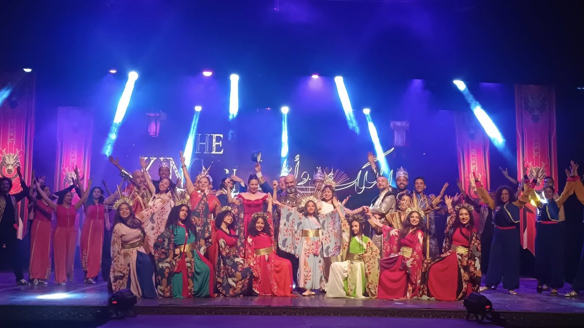 لقطات من العرض الأول لمسرحية الملك وأنا لـ لقاء الخميسي على مسرح البالون