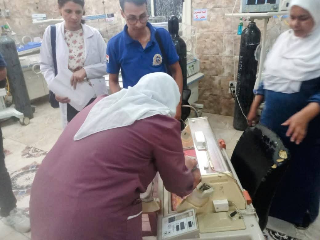 نقل خمسة أطفال مبتسرين من مستشفى أخميم المركزي بعد عطل مفاجئ في قسم الحضّانات