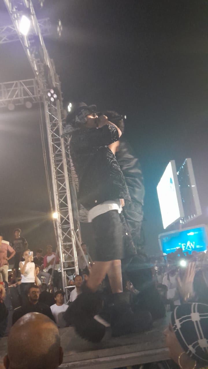 حمو بيكا ورحمة محسن وشحتة كاريكا يشعلون احتفالية فى حب مصر احتفالا بثورة 30 يونيو 