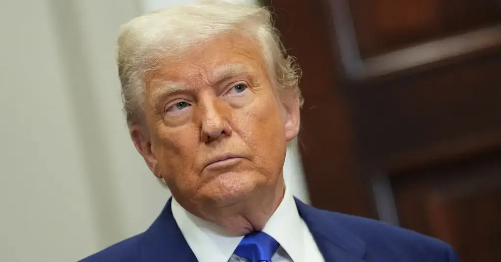  فتوى ضد ترامب تُعيد مشهد سلمان رشدي للواجهة