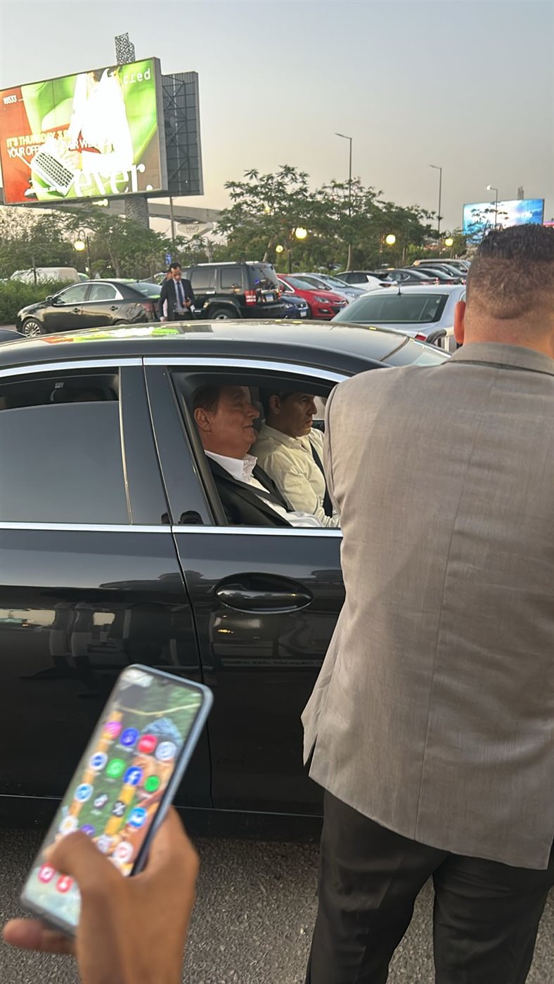 عزاء الفنان عماد محرم في مسجد الشرطة