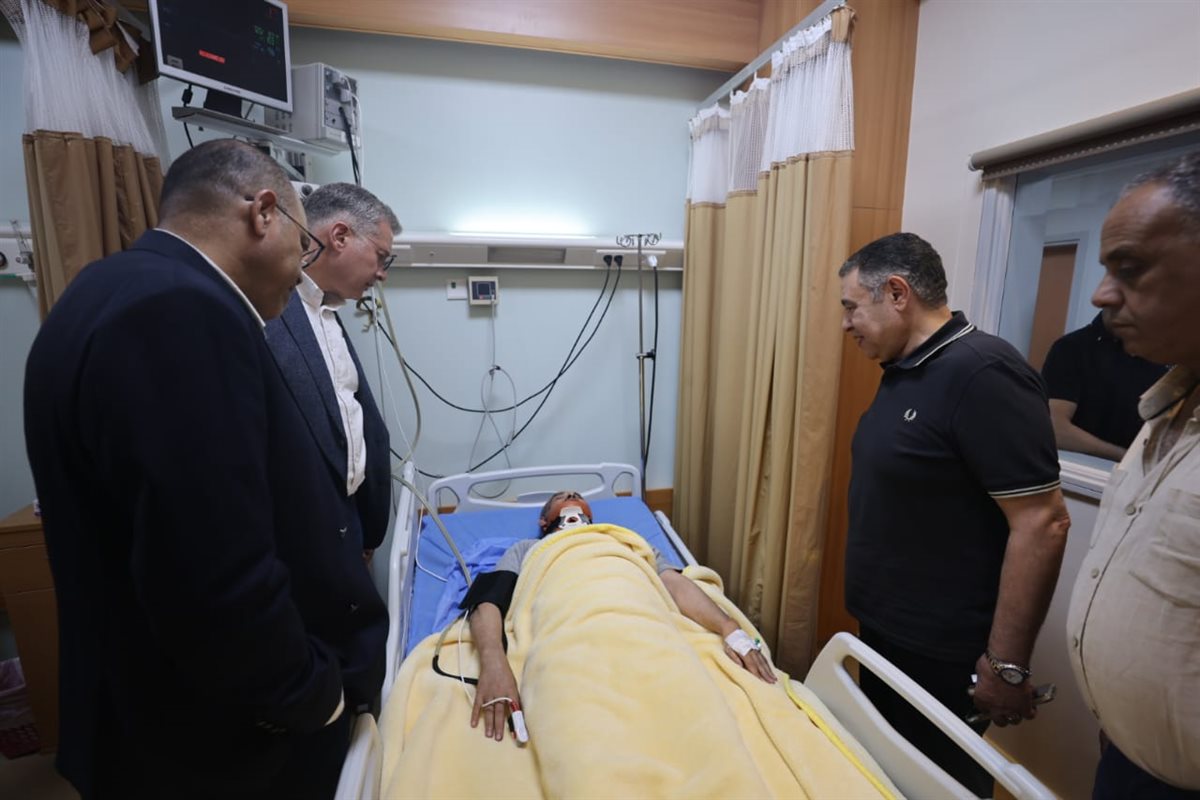 وزيرا العمل والبترول يطمئنان على المصابين 