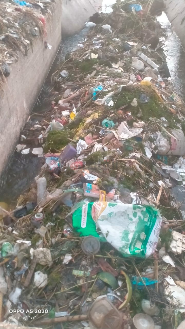 بحر العيوج قبل عمليه التطهير 