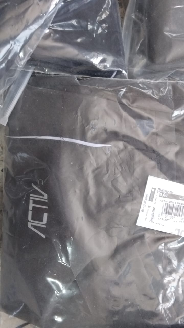 ملابس رياضية مقلدة 