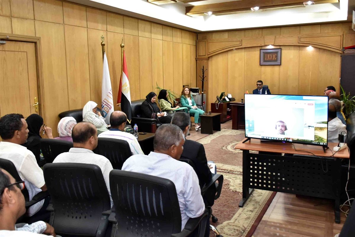 الدكتور هشام ابو زيد نائب محافظ الأقصر