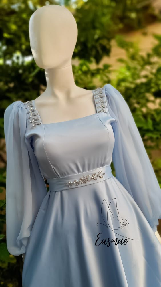  أجمل فساتين السهرة للمحجبات 2025