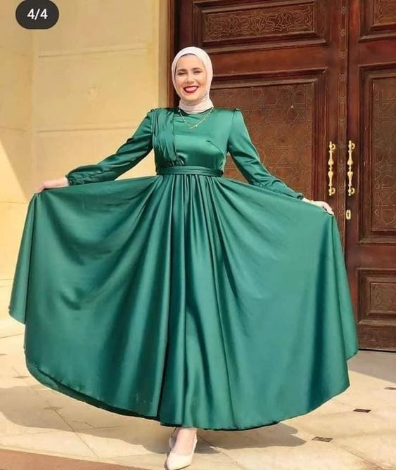 موضة فساتين السهرة للمحجبات 2025