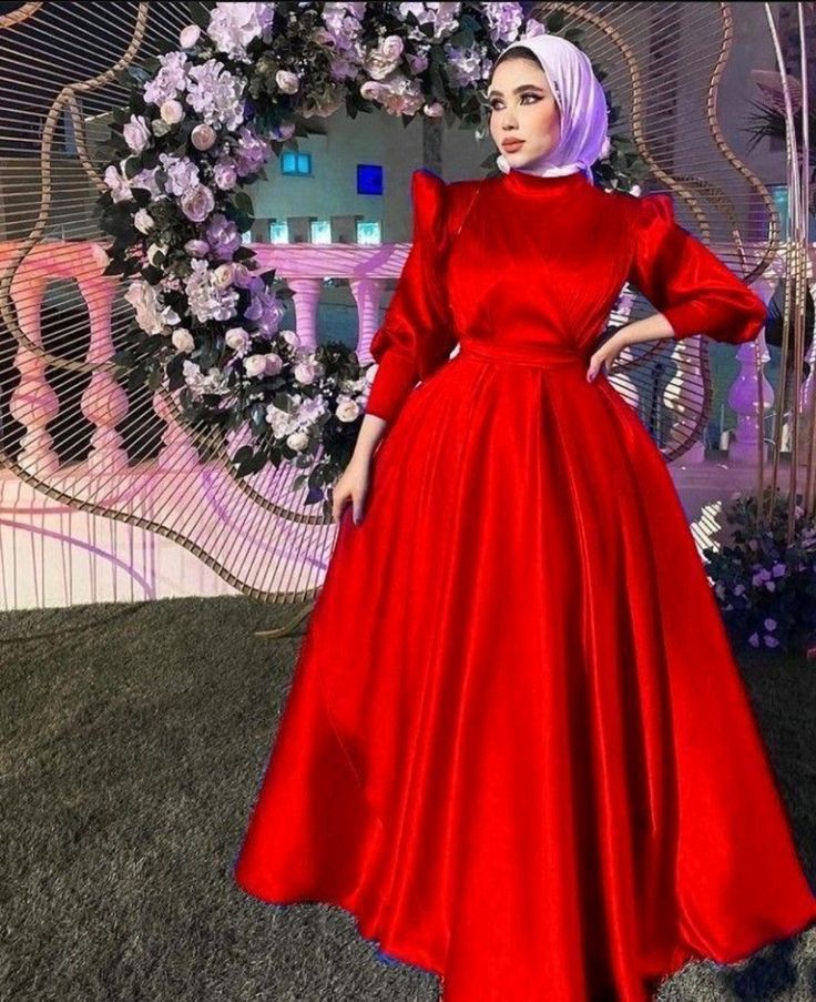 موضة فساتين السهرة للمحجبات 2025