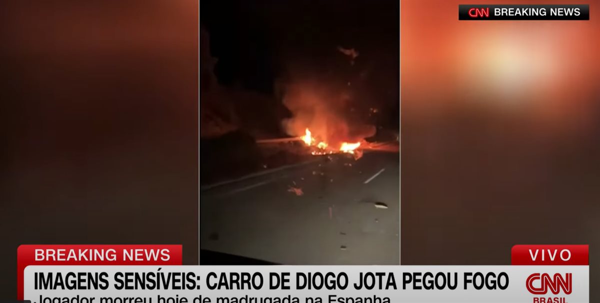 اللحظات الأولى من حادث وفاة دييجو جوتا