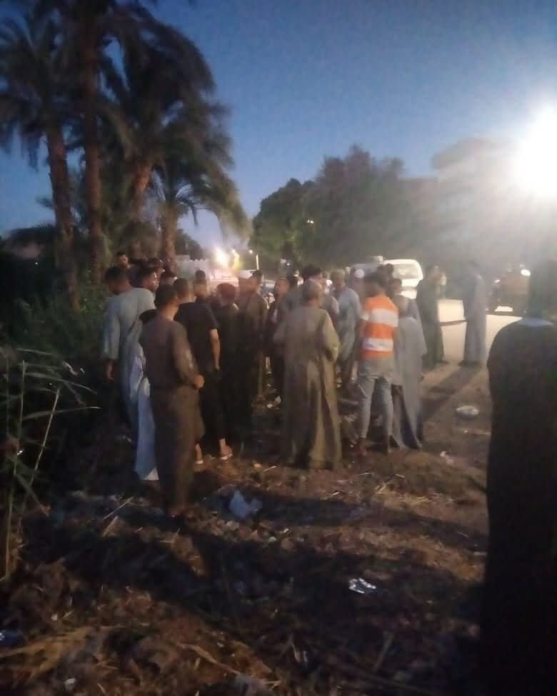 انقلاب سيارة ملاكي بأسيوط