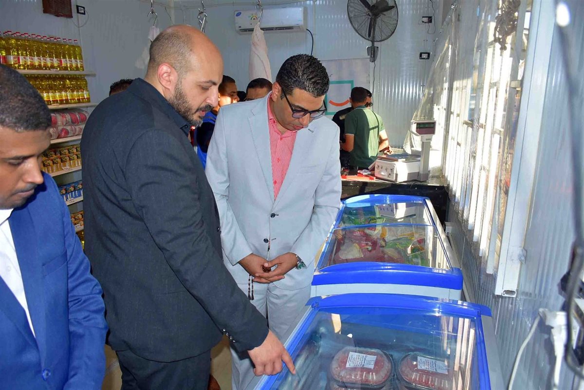 نائب محافظ الأقصر يفتتح منفذ لبيع اللحوم بأسعار مخفضة