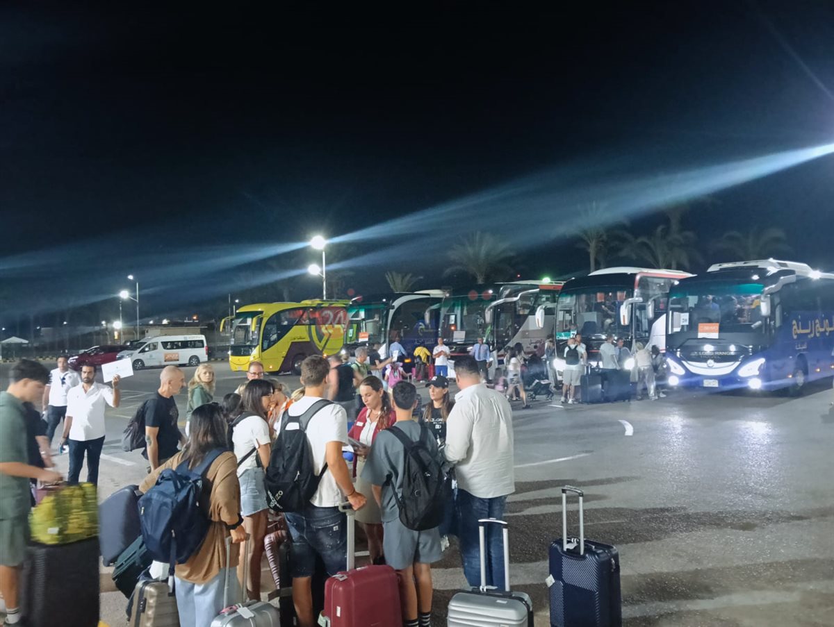 محافظ مطروح: استقبال 271 رحلة طيران شارتر وانتعاشة سياحية واعدة خلال صيف 2025