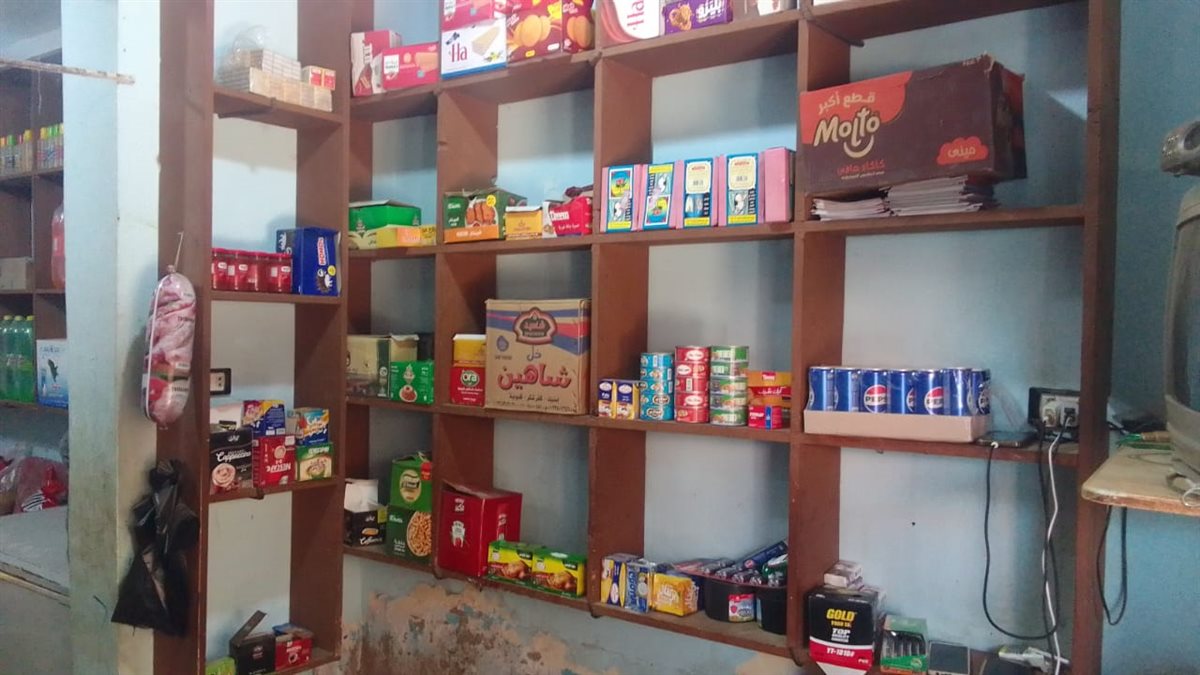 فرش محل عامل محارة تعرض لبتر ذراعه خلال العمل