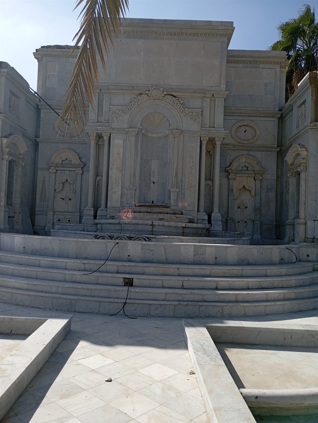 أعمال ترميم نافورة الأزبكية