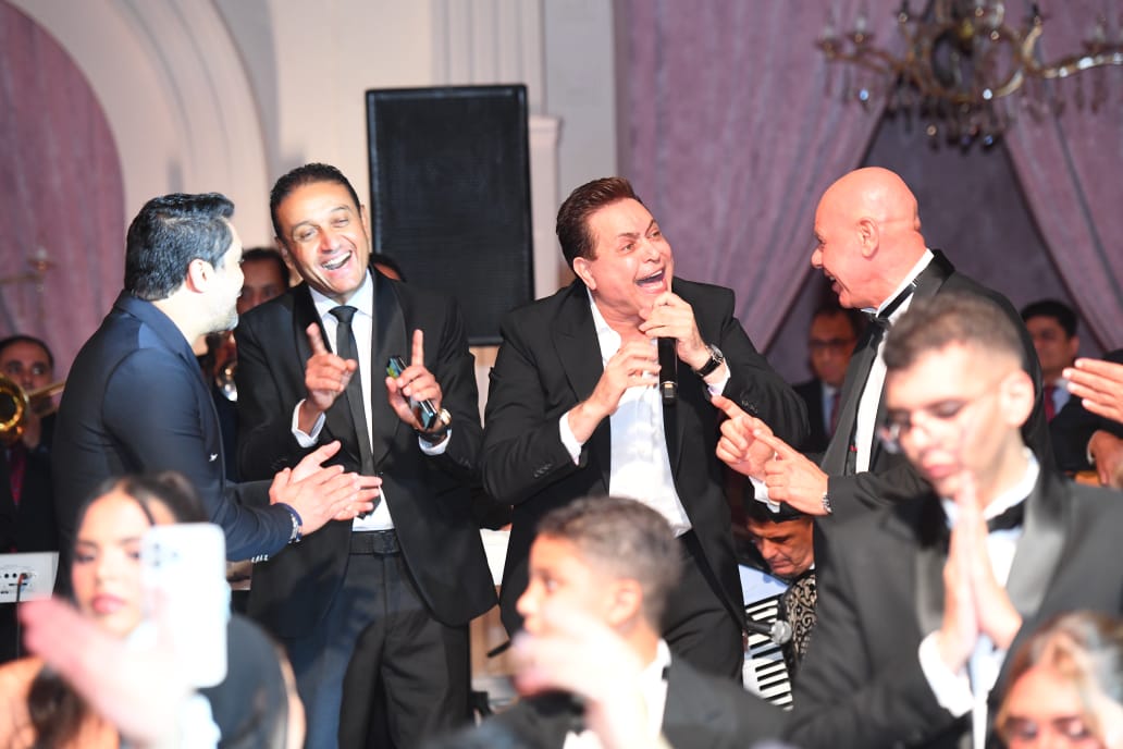 نجوم الغناء يحيون حفل زفاف بسملة ابنة محمد فؤاد 