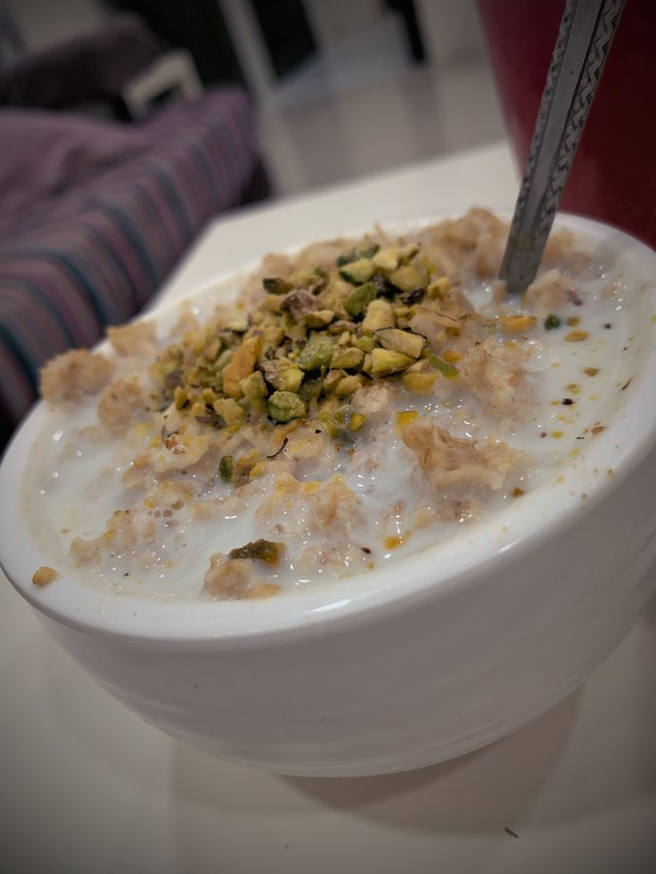 ما الفرق بين البليلة والعاشورة؟