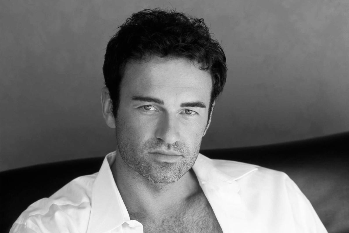 <strong> من هو الممثل الأسترالي جوليان مكماهون</strong>