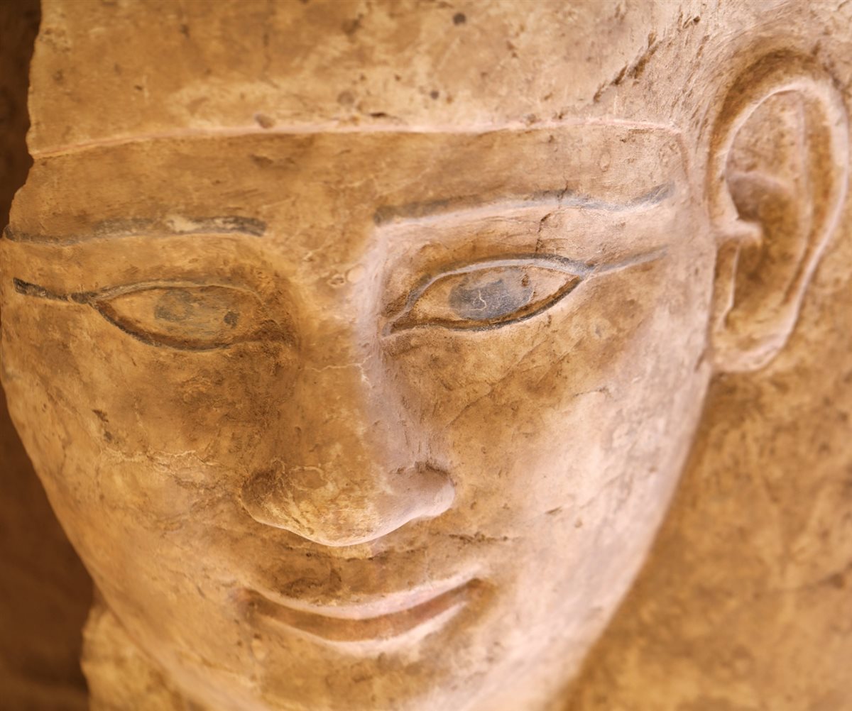  اكتشاف مقابر جديدة