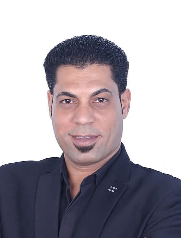 أسامة الطهطاوي 