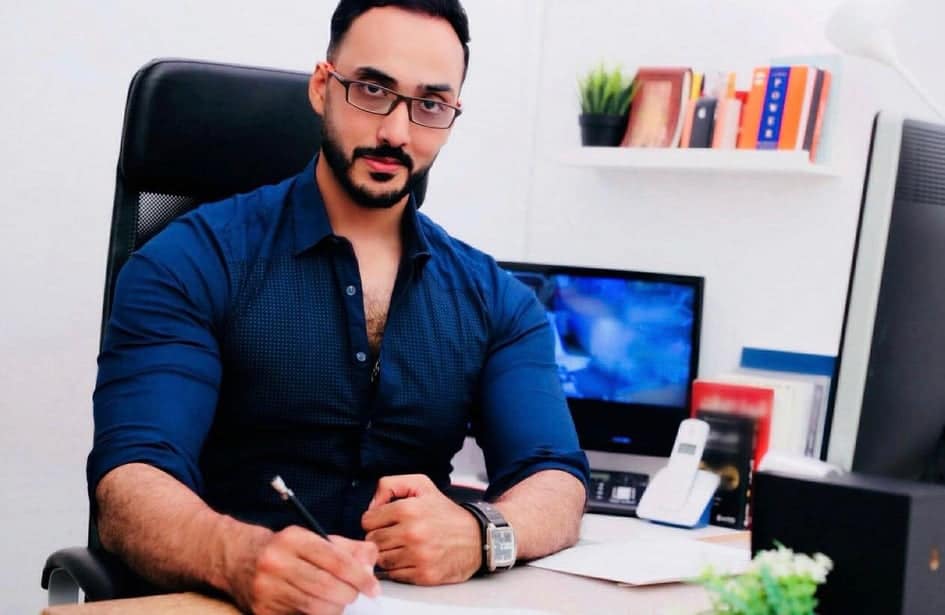 الدكتور معتز القيعي