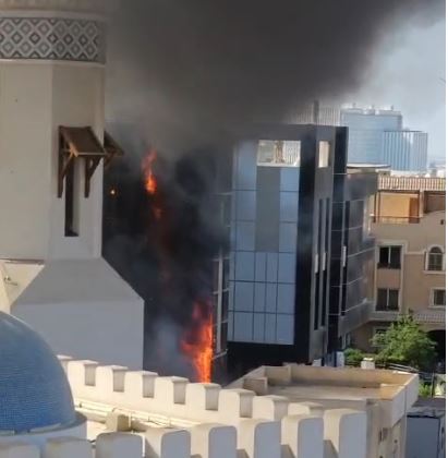 اندلاع حريق داخل دبي مول المرحلة الثانية بالشيخ زايد