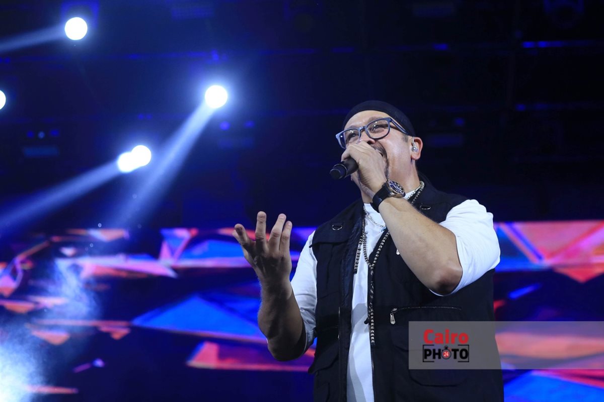 هشام عباس في افتتاح مهرجان المسرح الروماني