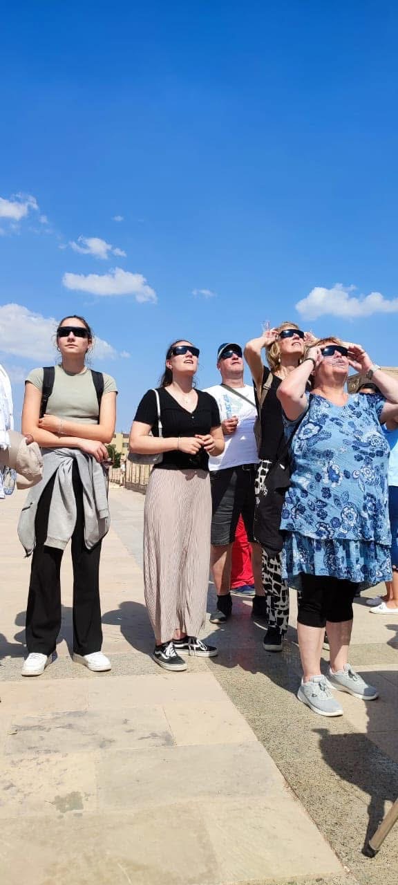 كسوف الشمس فوق معابد الكرنك