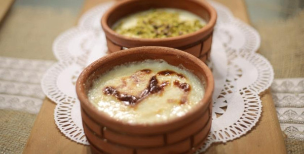 مكونات عمل المهلبية التركية