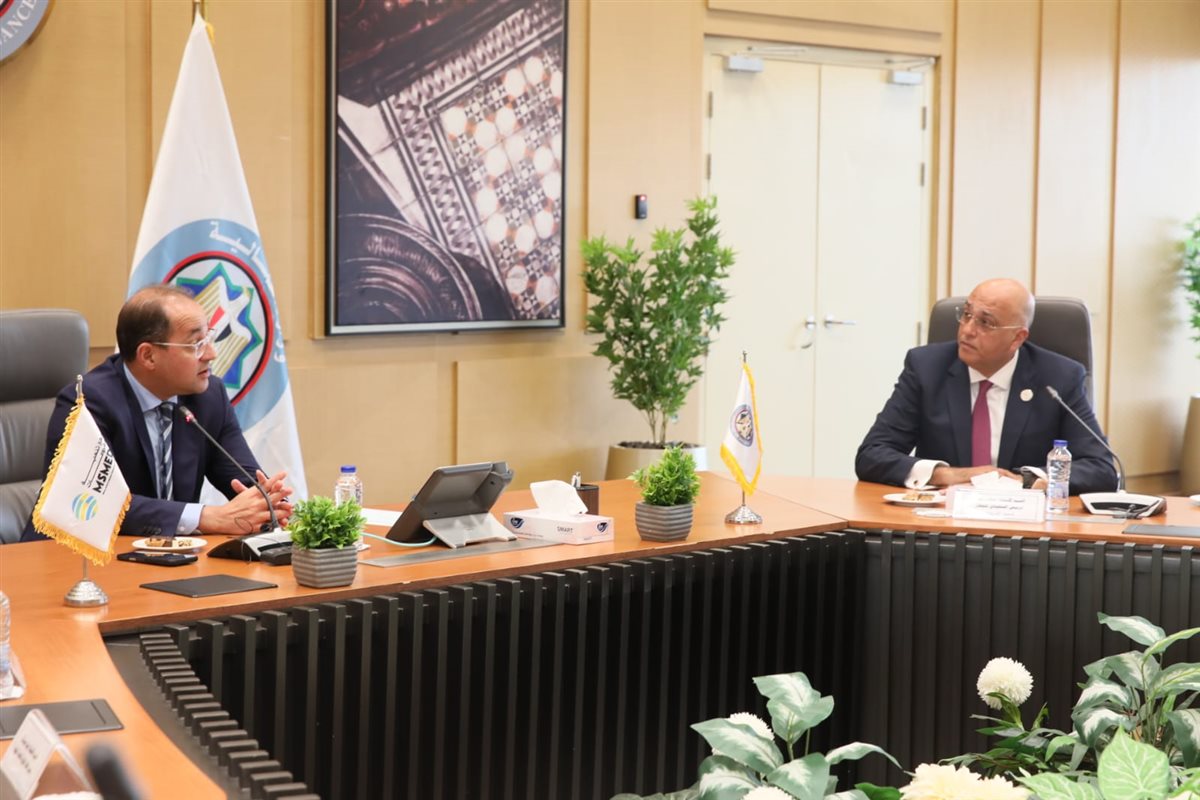 وزير المالية ورئيس تنمية المشروعات المتوسطة والصغيرة ومتناهية الصغر