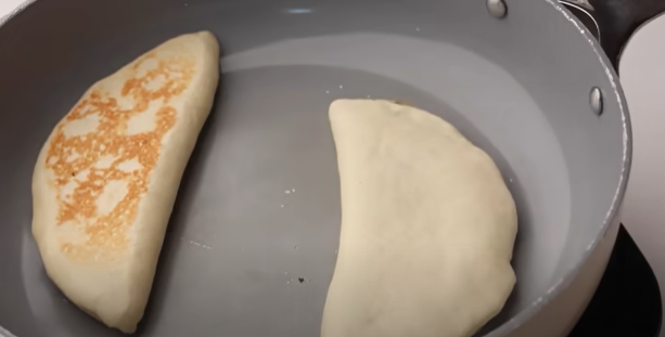 عجينة المناقيش السريعة