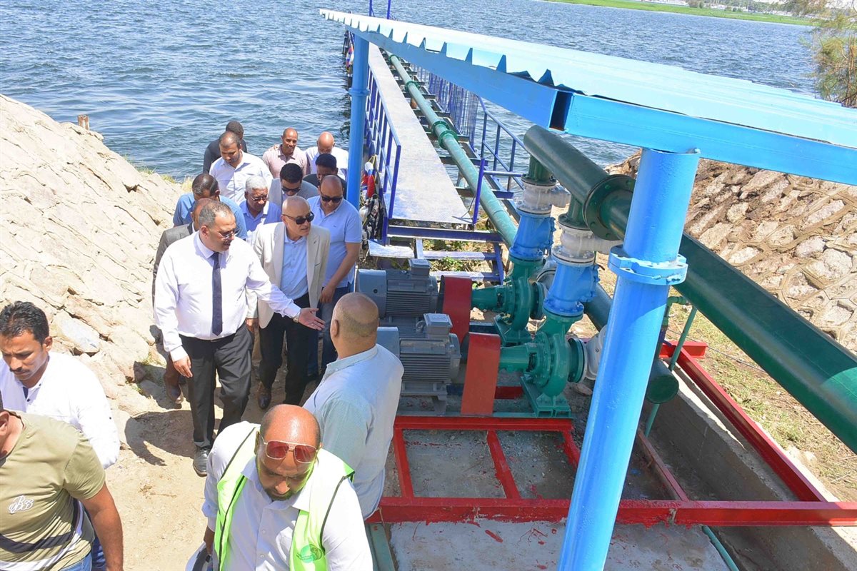 محافظ الأقصر يفتتح مشروع مياة بالزينية