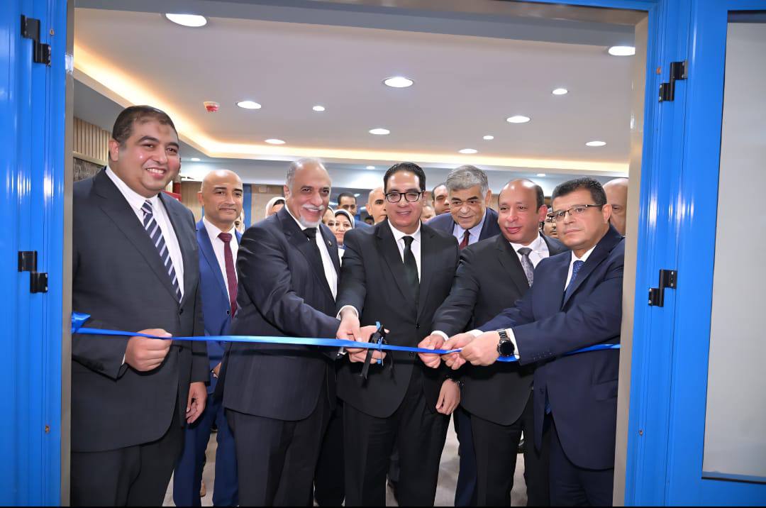 جانب من الافتتاح 