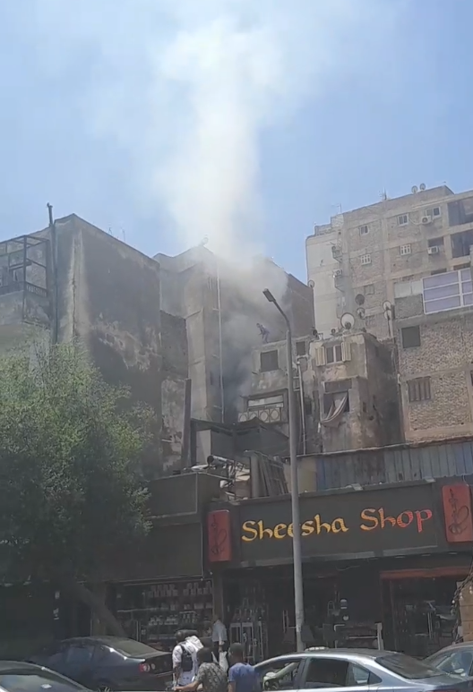 حريق عمارة سكنية في ميدان التجنيد بحلمية الزيتون