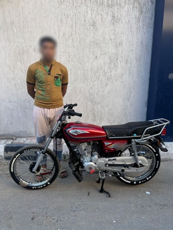  المتهم باداء حركات اسعراضية 