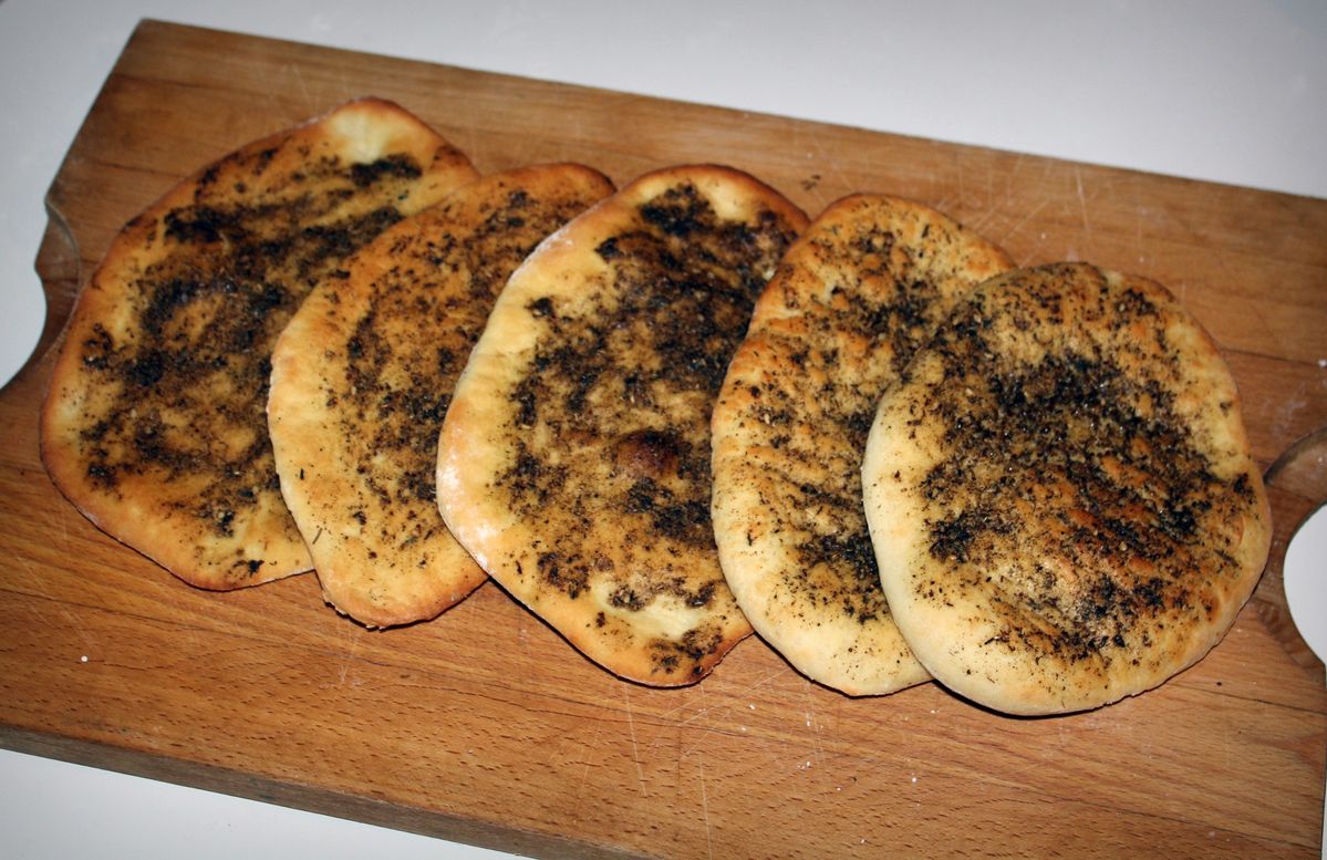 عجينة مناقيش لشخصين