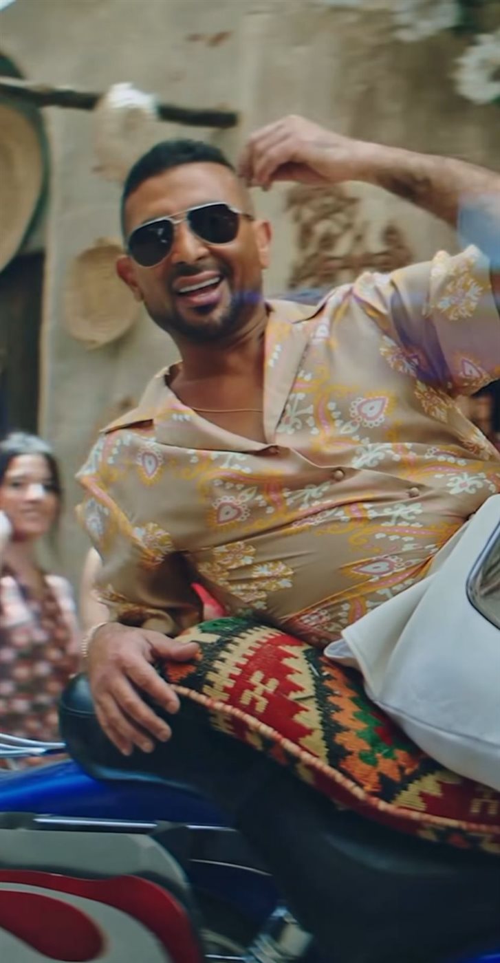 أحمد سعد في أغنية تاني مع روبي