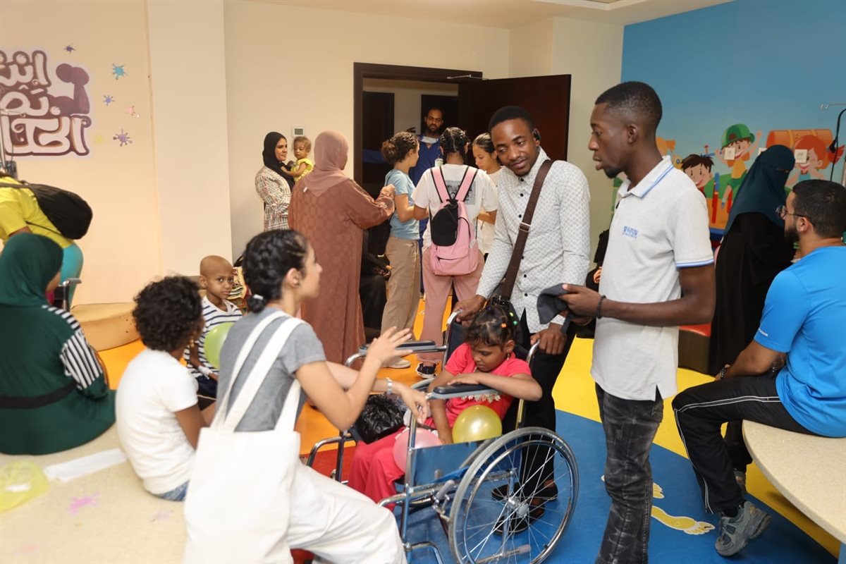 وفد افريقي يدعم متحدي السرطان بالأقصر