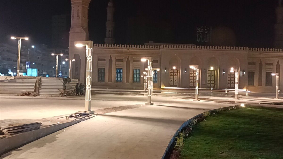 وزير الأوقاف ومفتي الجمهورية يفتتحان  مشروع تطوير ساحة مسجد سيدي إبراهيم الدسوقي بكفر الشيخ بالتعاون مع وزارة الثقافة