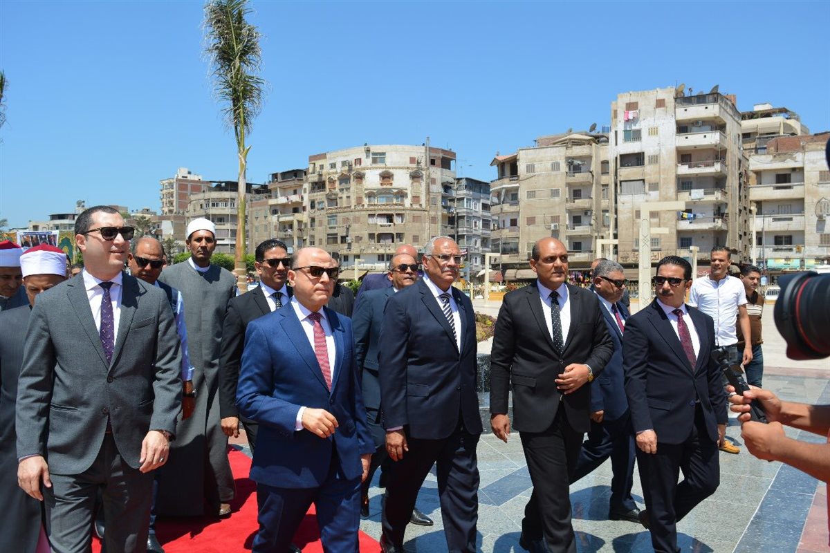 وزير الأوقاف ومفتي الجمهورية يفتتحان  مشروع تطوير ساحة مسجد سيدي إبراهيم الدسوقي بكفر الشيخ بالتعاون مع وزارة الثقافة