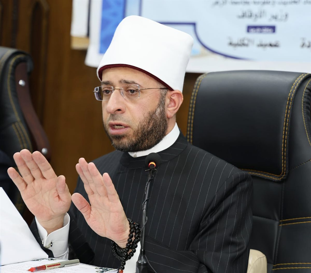 وزير الأوقاف يشارك في مناقشة رسالة ماجستير بأصول الدين بالأزهر