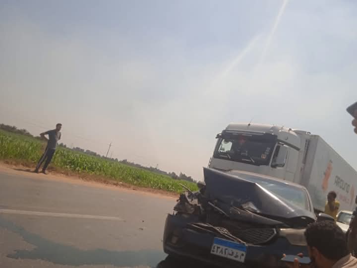 <strong>حادث تصادم بين عدة سيارات </strong>