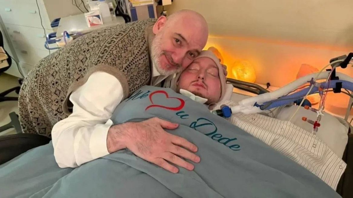 من هو الأمير النائم الوليد بن خالد بن طلال؟