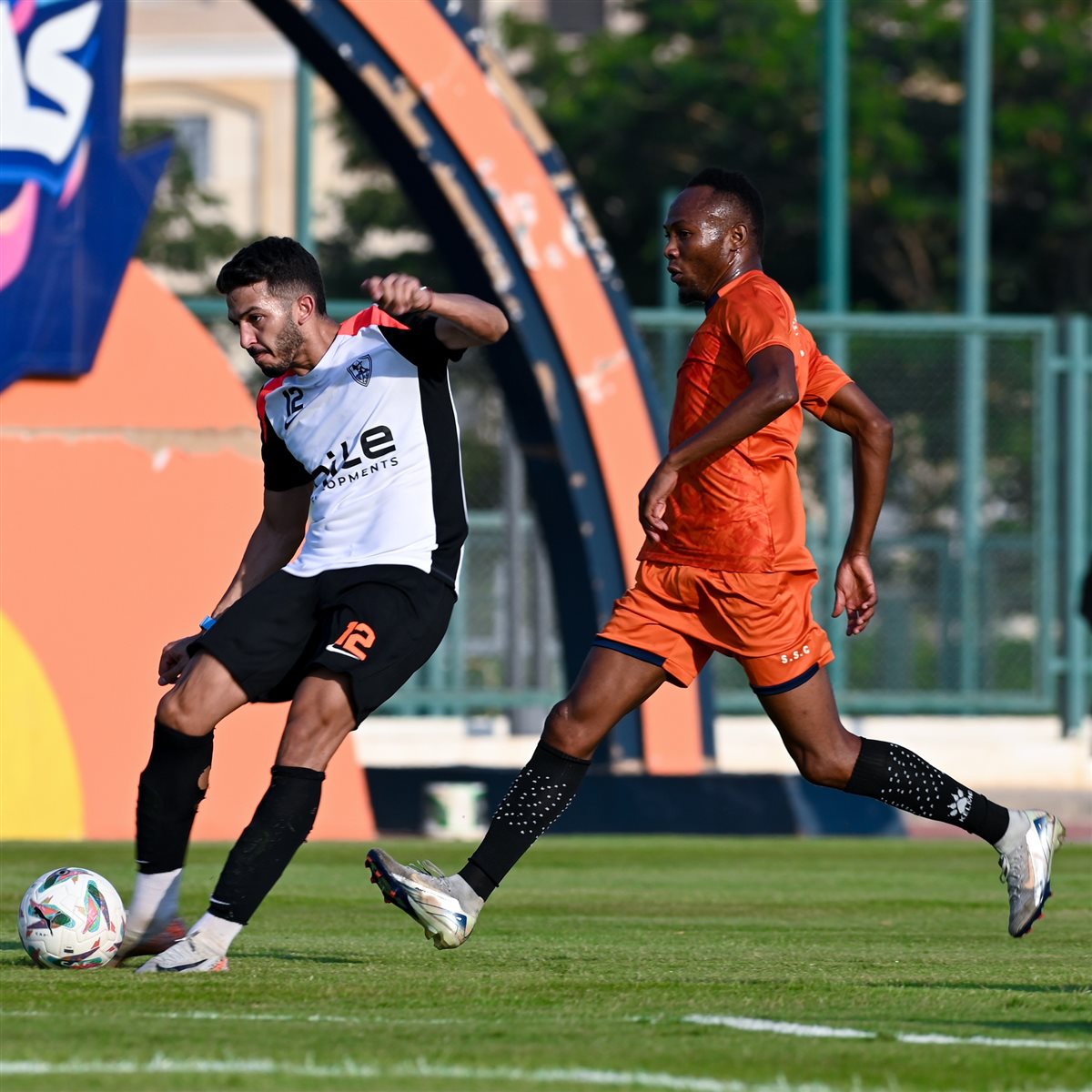 <strong>صور من مباراة الزمالك والشمس الودية </strong>