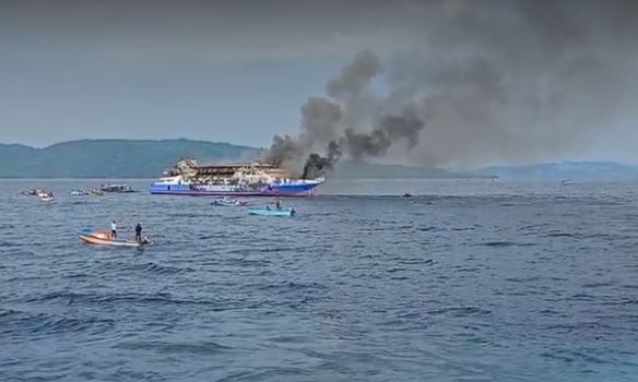 حريق السفينة
