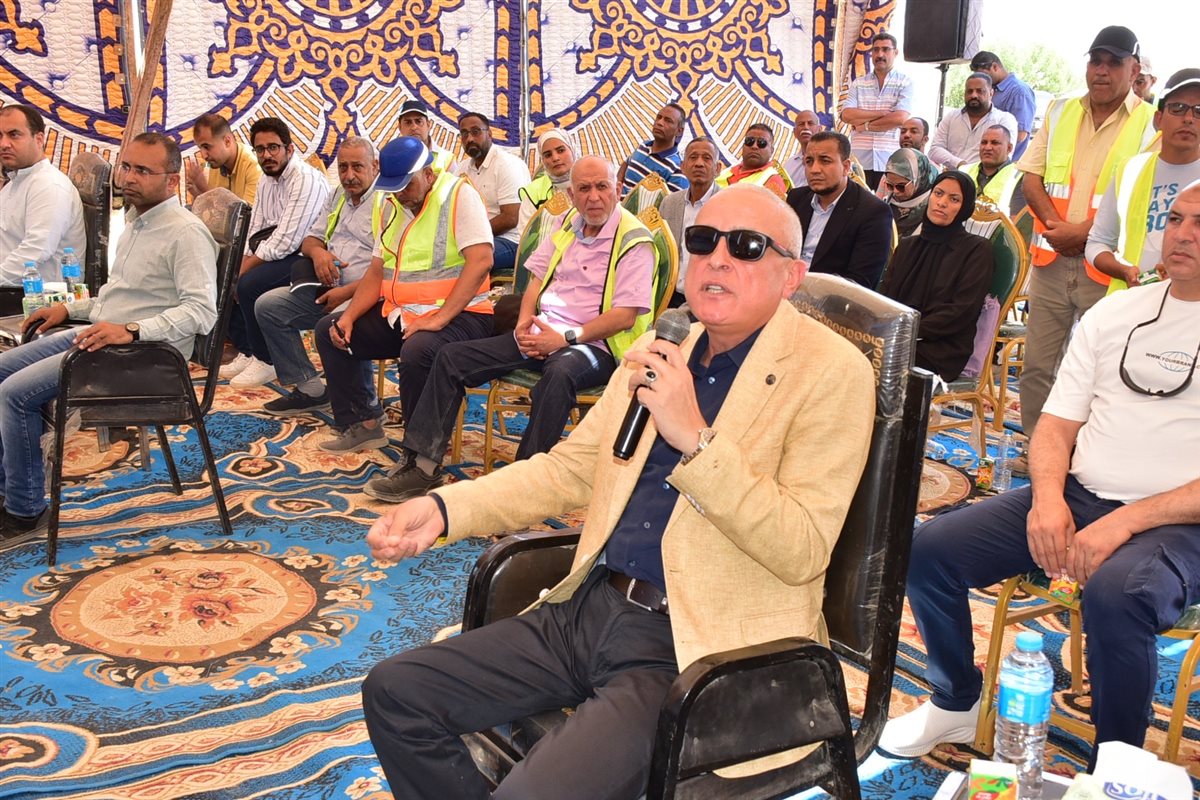 محافظ الأقصر يتفقد مشروعات بالطود 