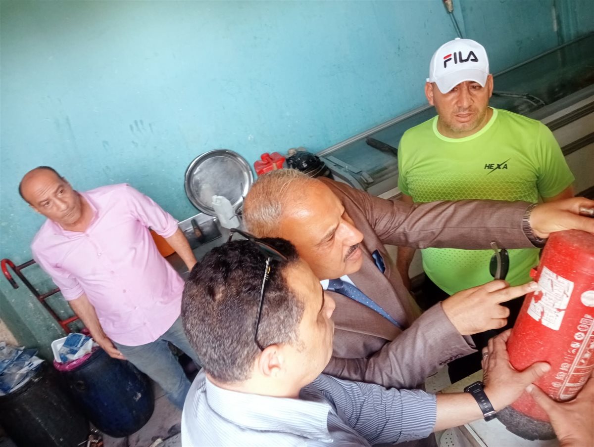 وكيل وزارة الشباب والرياضة خلال جولته صباح اليوم