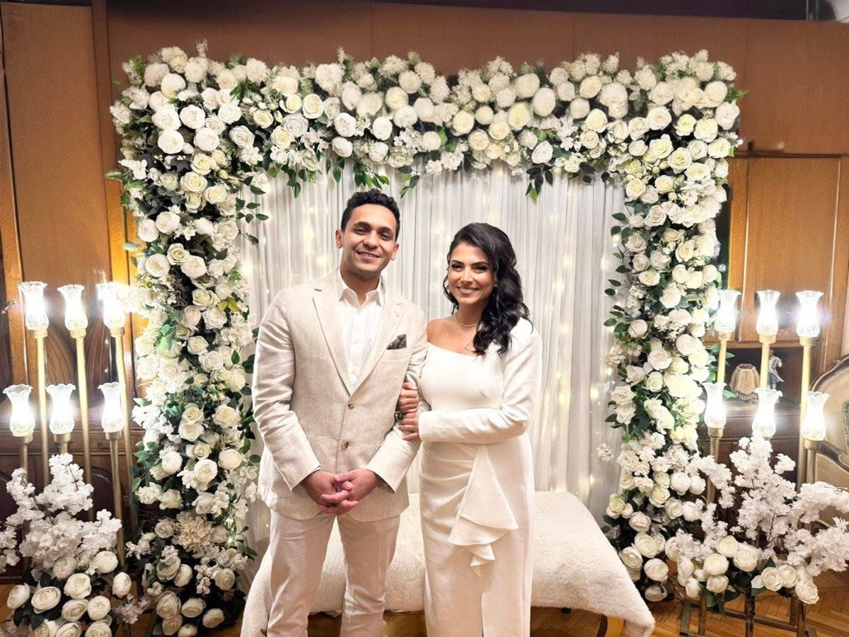 نادية مصطفى تحتفل بخطوبة ابنتها همسة