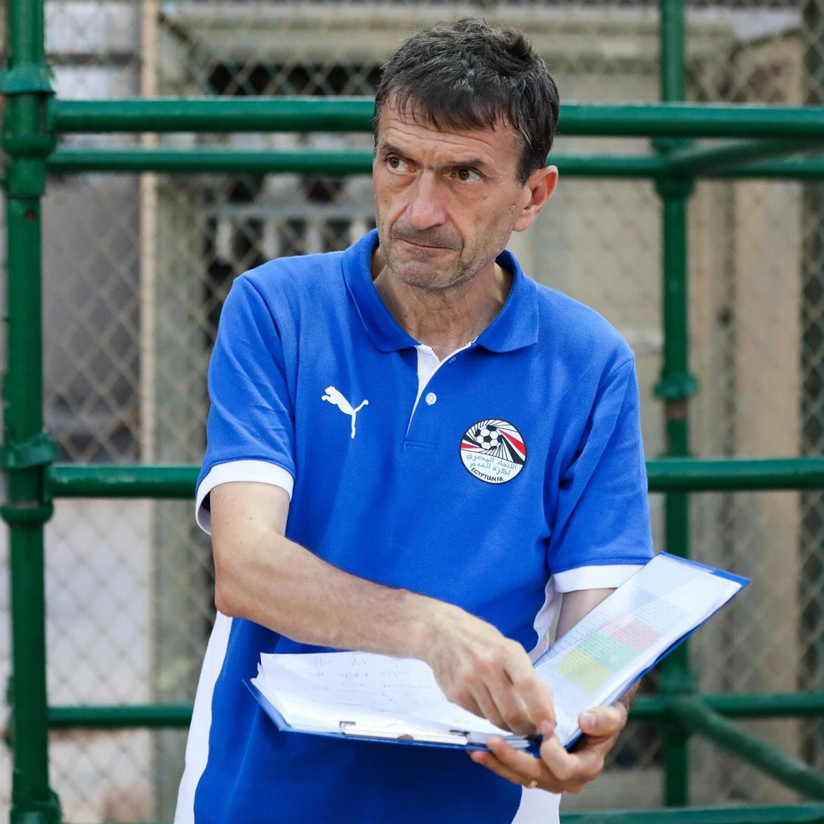 معسكر رخص الـ VAR (7)