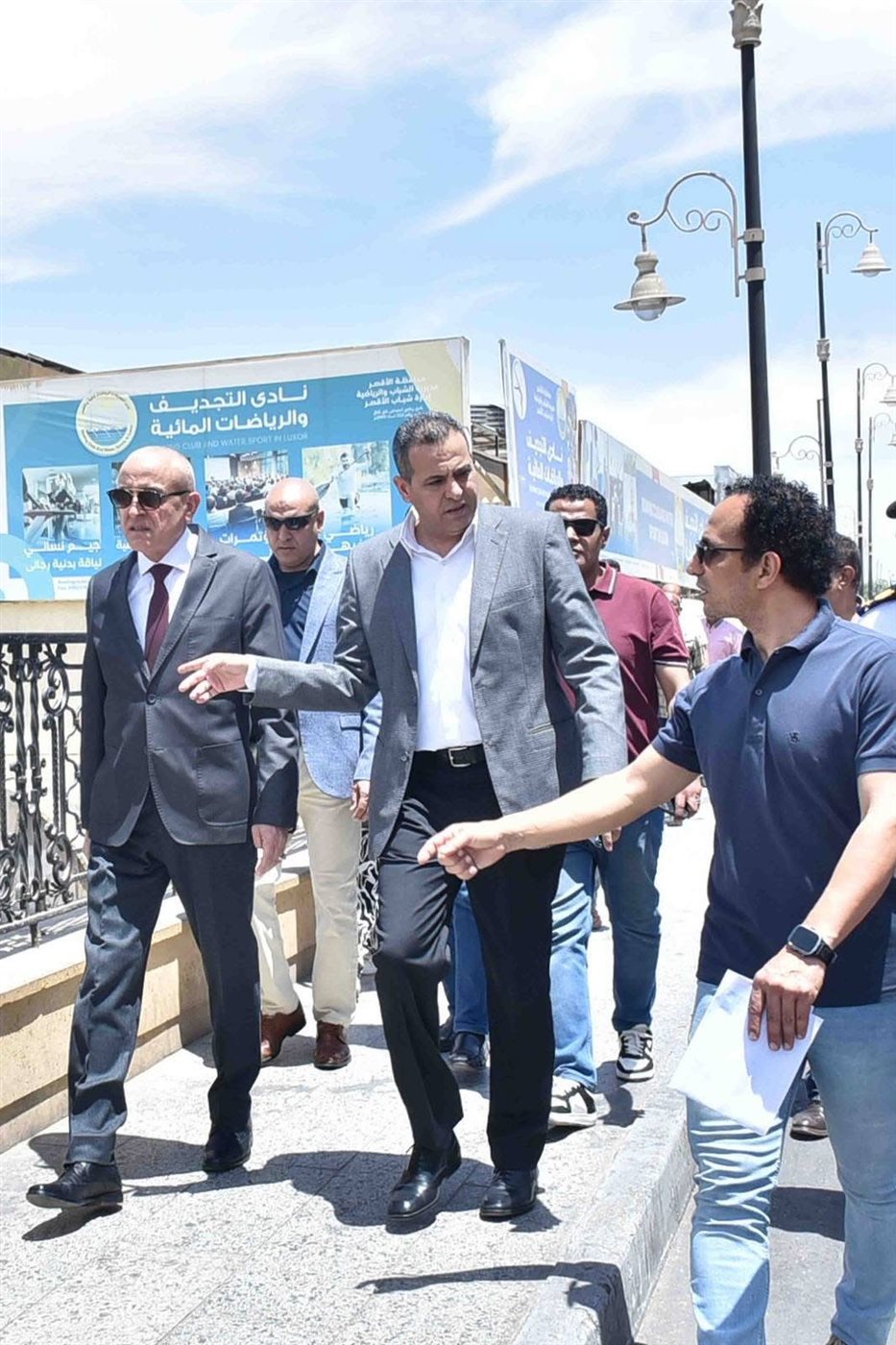 جولة صباحية لمحافظ الأقصر