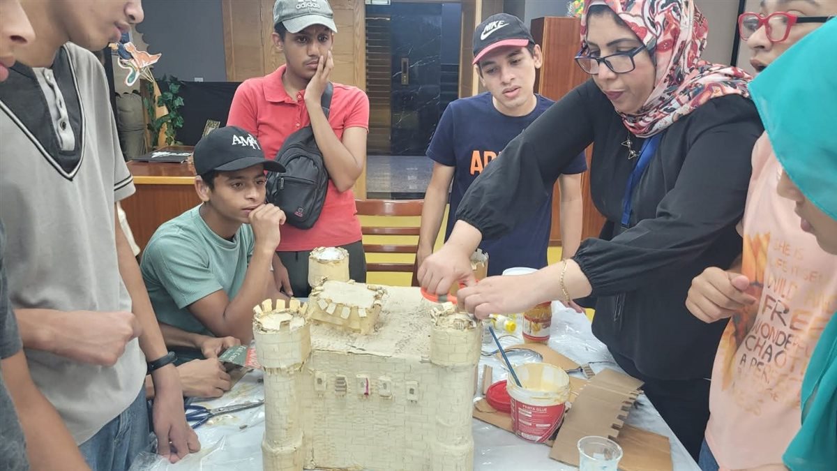 جانب من الورشة